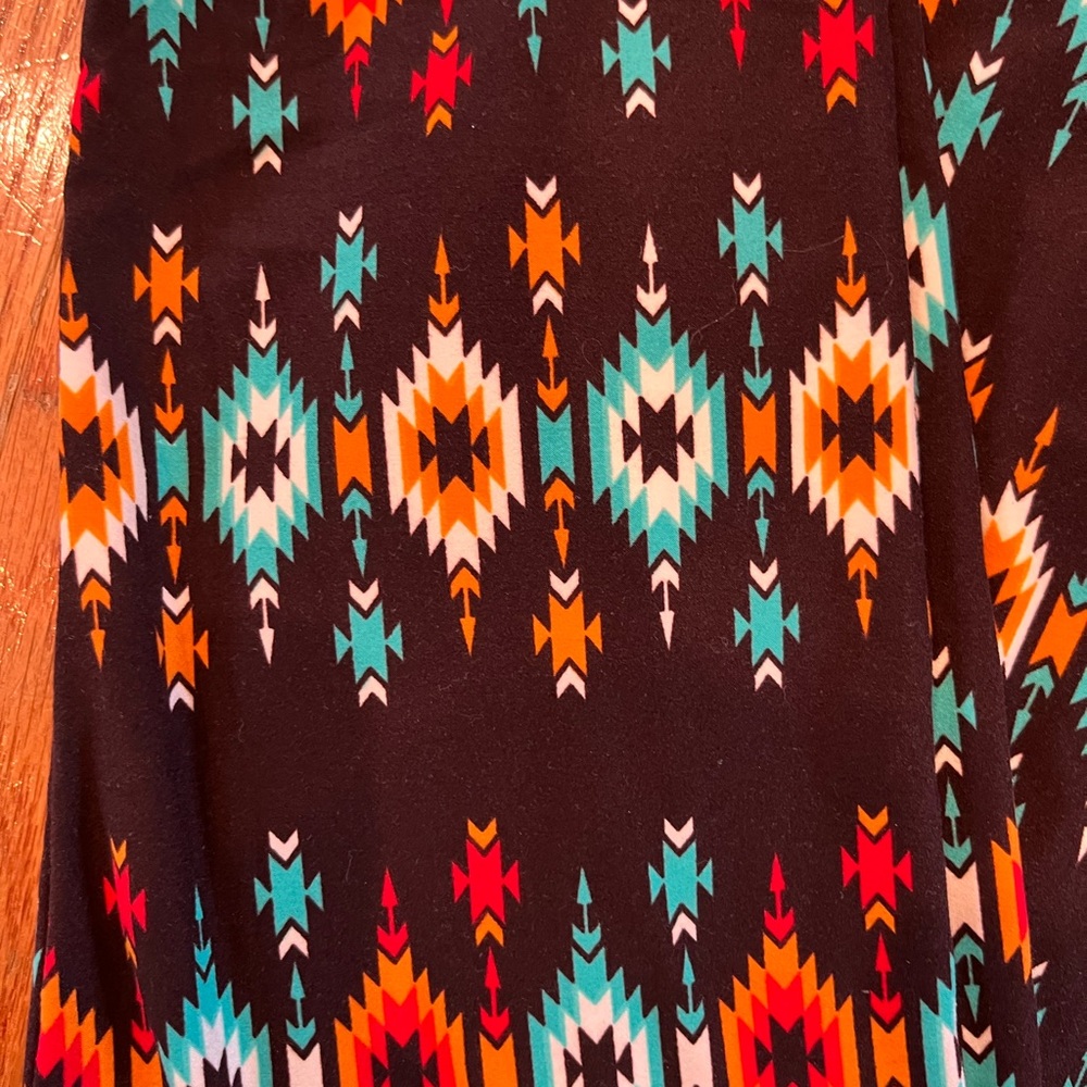 Abby and Anna Leggings - One Size - Picture 4 of 6
